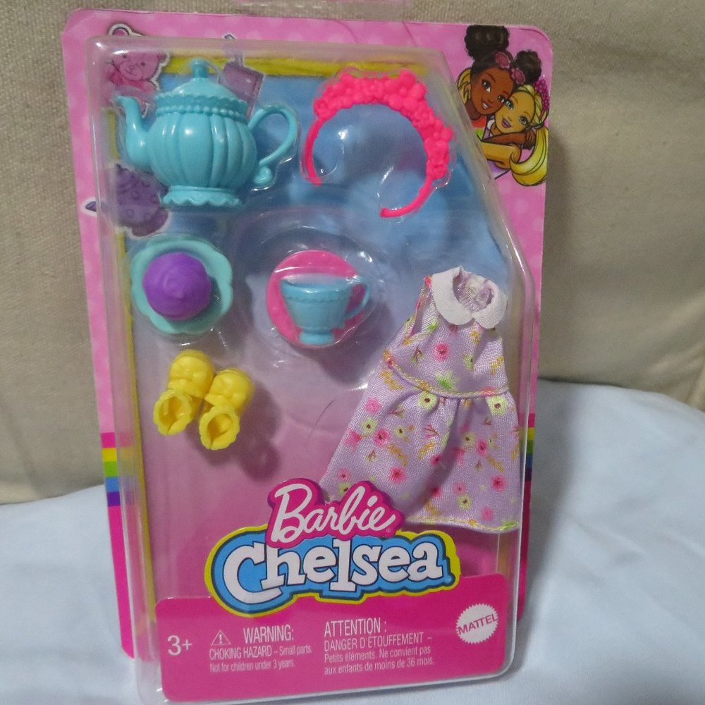 Barbie Chelsea Accessory pack, Tea party Theme, purple Floral‎ Dress, shoes & 5